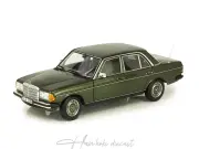 Mercedes benz E kasa w123 Norev 1:18