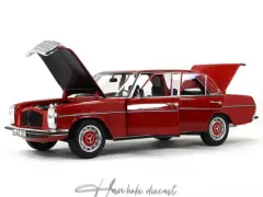Mercedes benz 200 W115 Norev 1:18 Diecast model 1973