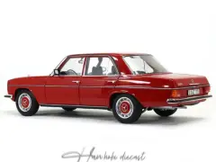 Mercedes benz 200 W115 Norev 1:18 Diecast model 1973