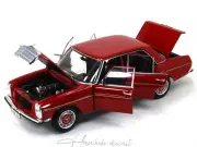 Mercedes benz 200 W115 Norev 1:18 Diecast model 1973