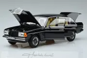 Mercedes Benz 230 E  W123 1980 Black Norev 1:18 Diecast