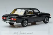 Mercedes Benz 230 E  W123 1980 Black Norev 1:18 Diecast