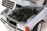Mercedes Benz 230 W123 1976 Rewell 1:18 Diecast
