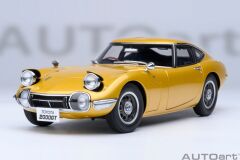 Toyota 2000 Gt 1967 Yellow Autoart 1:18 Diecast