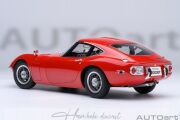 Toyota 2000 Gt 1967 Red Autoart 1:18 Diecast