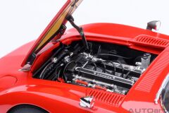 Toyota 2000 Gt 1967 Red Autoart 1:18 Diecast