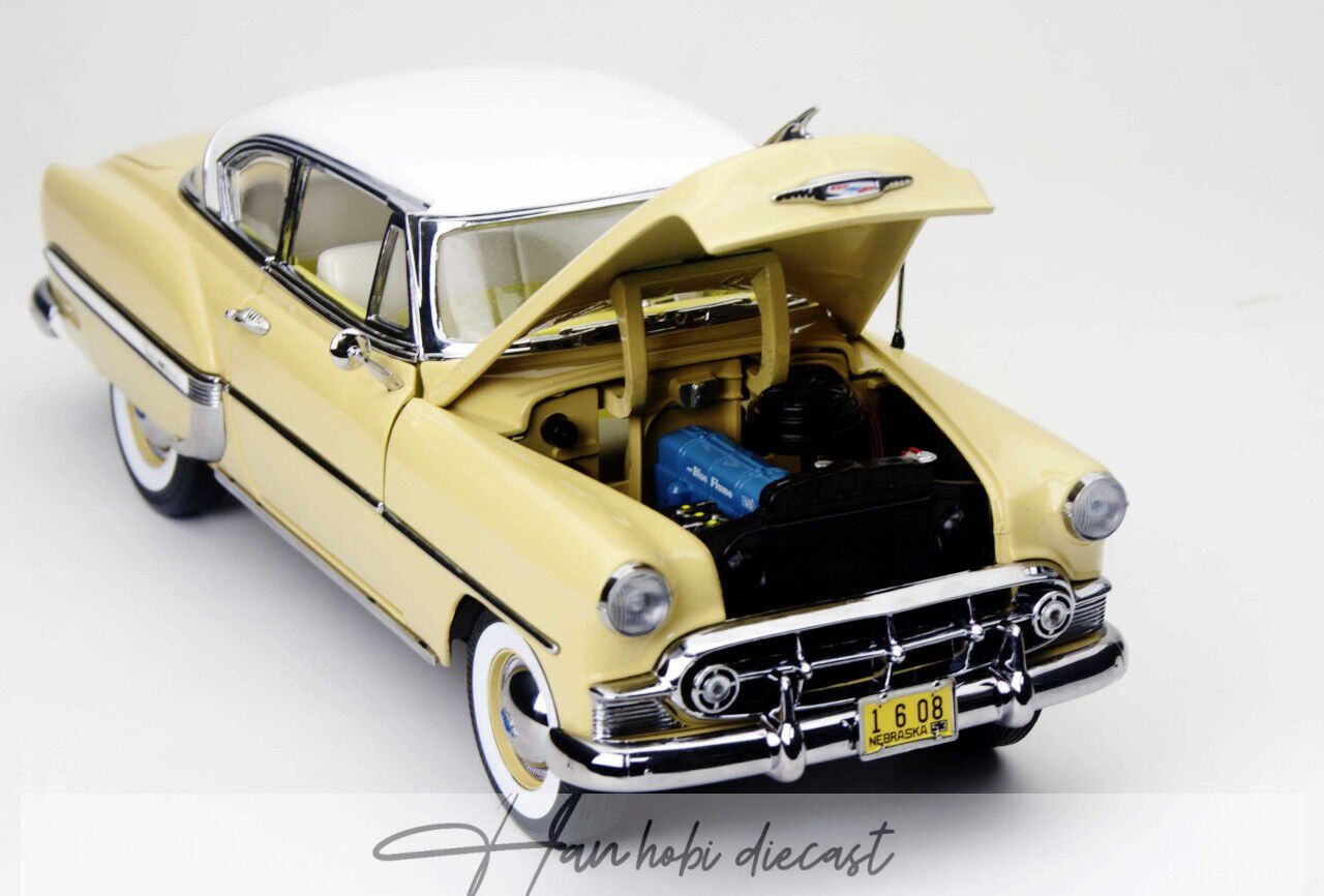 Chevrolet Beair Coupe 1953 Gold yellow Sunstar 1:18