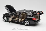 Mercedes Benz C classe T Model S205 2015 Norev 1:18 Diecast