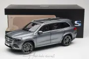 Mercedes Benz GLS Grey 2020 Paragon  1:18 Diecast