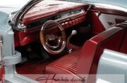 Pontiac Catalina Hardtop 1961 Richmond Gray  Autoworld 1:18 Diecast