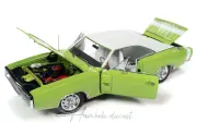 Dodge Charger R / T Hemmings Muscle Machine 1970 Autoworld 1:18 Diecast