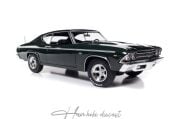 1969 Chevy Chevelle YENKO Fathom Green Autoworld 1:18