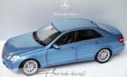 Mercedes Benz E Klasse W212 Elegance Minichamps 1:18 Diecast