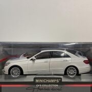 Mercedes Benz E Klasse W212 Elegance White Minichamps 1:18