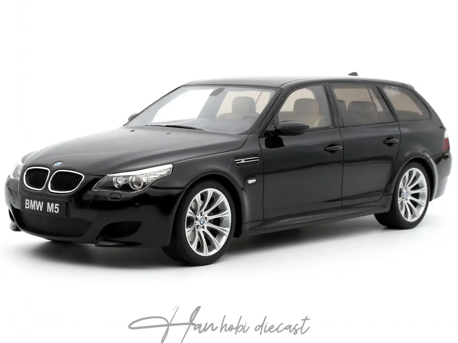 BMW M5 E61 Touring 2004 Black Otto 1:18 Resin Model