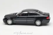Mercedes Benz W211 Black 2002 Kyosho 1:18 Diecast