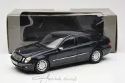 Mercedes Benz W211 Black 2002 Kyosho 1:18 Diecast