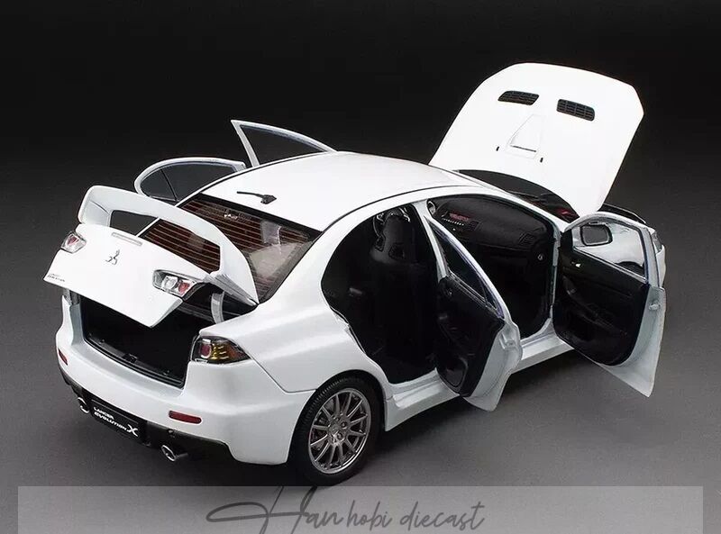 Mitsubishi Lancer Evolution X White Sunstar 1:18 Diecast