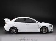 Mitsubishi Lancer Evolution X White Sunstar 1:18 Diecast