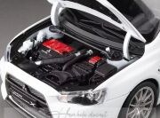 Mitsubishi Lancer Evolution X White Sunstar 1:18 Diecast