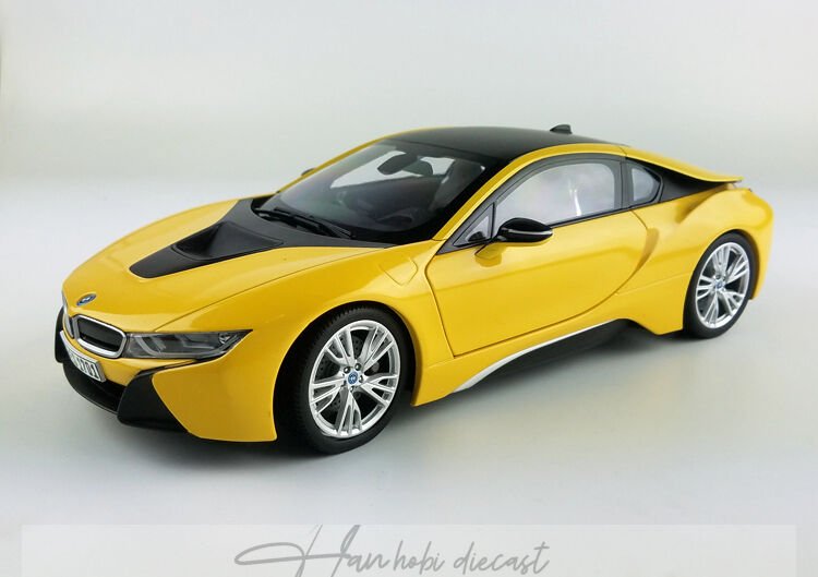 BMW İ8 Yellow Paragon 1:18 Diecast