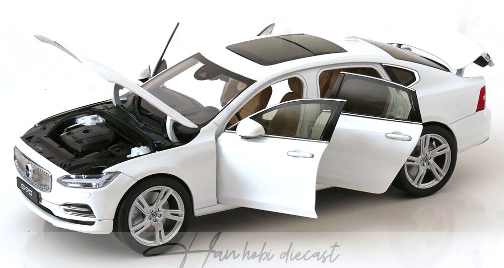 Volvo S90 T5 White Paudi 1:18 Diecast