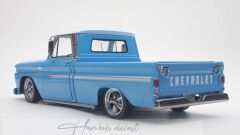 Chevrolet C-10 Styleside Pickup Lowrider - Blue  1965 Sunstar 1:18 Diecast