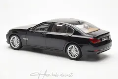 1/18 KYOSHO - BMW - 7-SERIES 750Li FACELIFT 2013