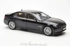 1/18 KYOSHO - BMW - 7-SERIES 750Li FACELIFT 2013
