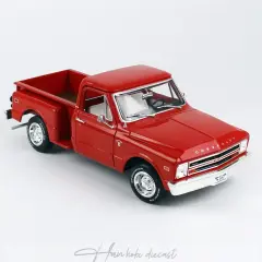 1968 Chevrolet C10 Kamyonet AutoWorld 1/18 Stepside Kırmızı