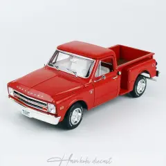 1968 Chevrolet C10 Kamyonet AutoWorld 1/18 Stepside Kırmızı