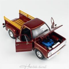 1979 Dodge D100 Stepside Warlock II AutoWorld  1/18 Ölçek Maron