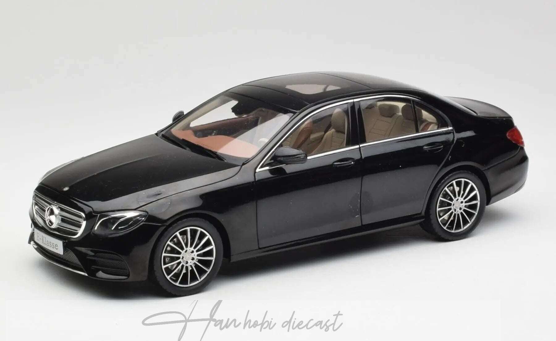 1:18 iScale 2016 Mercedes Benz E Class AMG Line W213