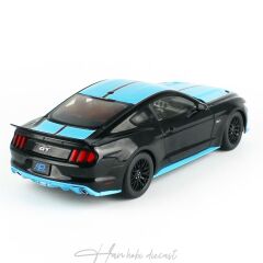 2015 Ford Mustang Petty's Garage,AutoWorld  1/18 Ölçek