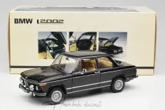 BMW E12 2002 L Black AUTOart 1/18