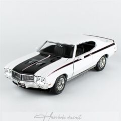 1970 Buick Hardtop GSX  AutoWorld 1/18 Ölçek White