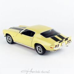 1972 Chevrolet Camaro Z/28 RS AutoWorld 1/18 Ölçek Yellow