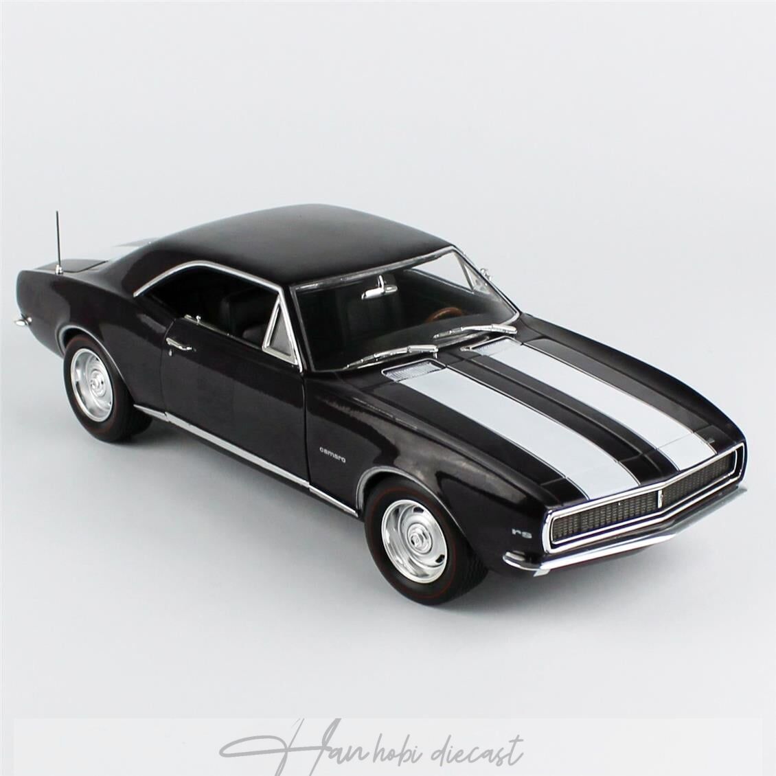 1967 Chevrolet Camaro Z/28 RS AutoWorld 1/18 Ölçek