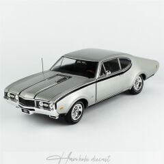 1968 Oldsmobile Hurst Olds 2-AutoWorld  1/18 Ölçek