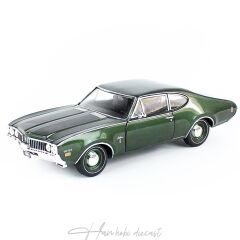 1969 Olds Cutlass W31 AutoWorld 1/18 Ölçek Glade Green