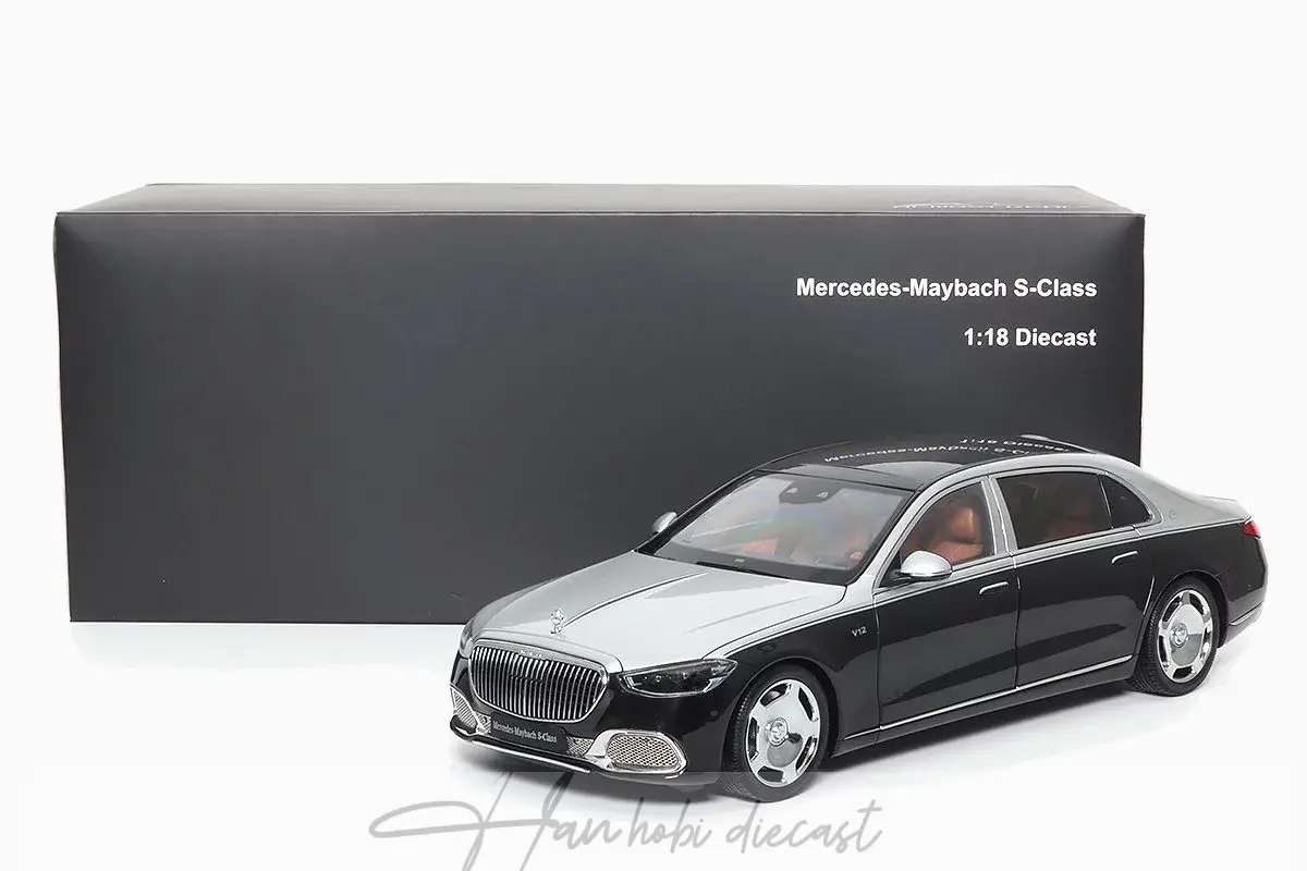 Mercedes-Maybach S-Class 2021 Black/Silver 1:18 Almost Real