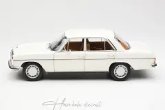 Mercedes 200 W115 White 1968 Norev 1/18
