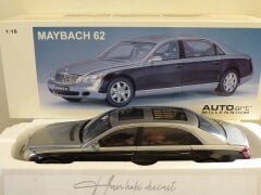 1:18 Autoart Maybach 62 LWB Grey Black