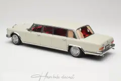 Mercedes 600 Pullman W100 Light Grey NZG 1/18