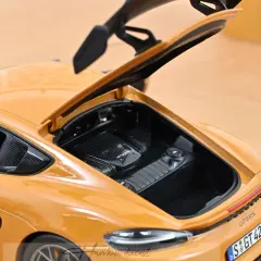 NOREV Porsche Cayman GT4 RS w/Weissach Pack 2023
