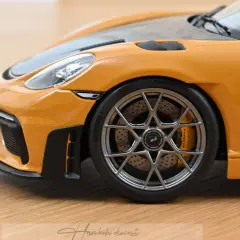 NOREV Porsche Cayman GT4 RS w/Weissach Pack 2023