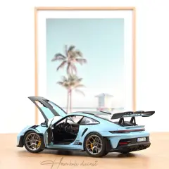 Porsche 911 GT3 RS w/Weissach Pack 2022 Gulf blue 1:18