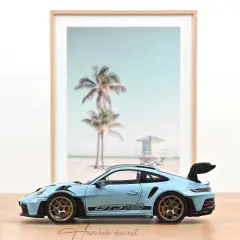 Porsche 911 GT3 RS w/Weissach Pack 2022 Gulf blue 1:18