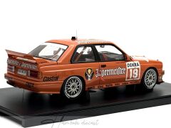 1:18 BMW M3 E30 Jagermeister DTM 1992 Hahne - Autoart