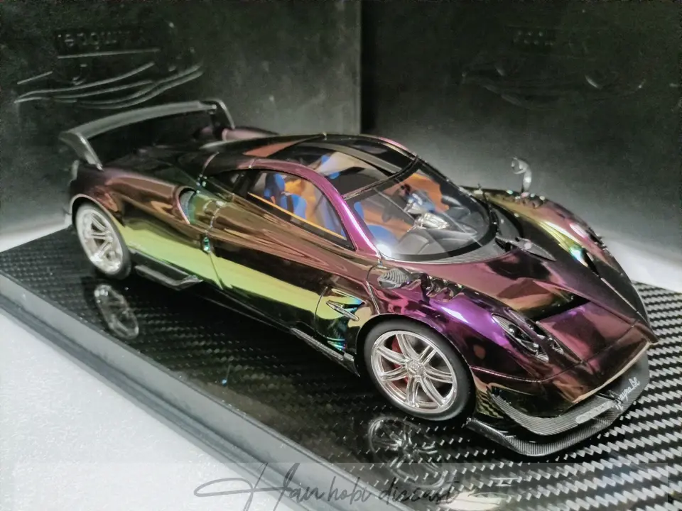YY Model 1:18 Pagani Huayra BC Chameleon